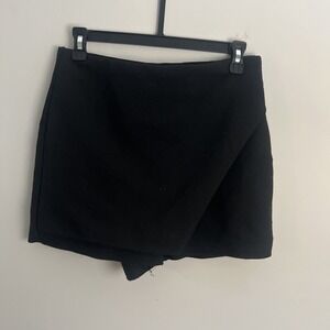 Zara Womens Black Wrap Front Asymmetrical Skort Mini Shorts Size Medium